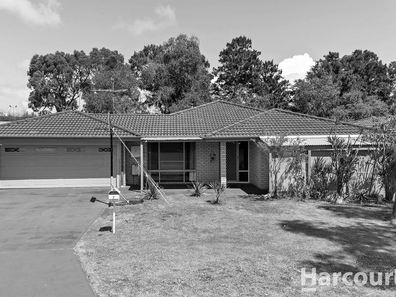 7 Canterbury Terrace, Meadow Springs WA 6210