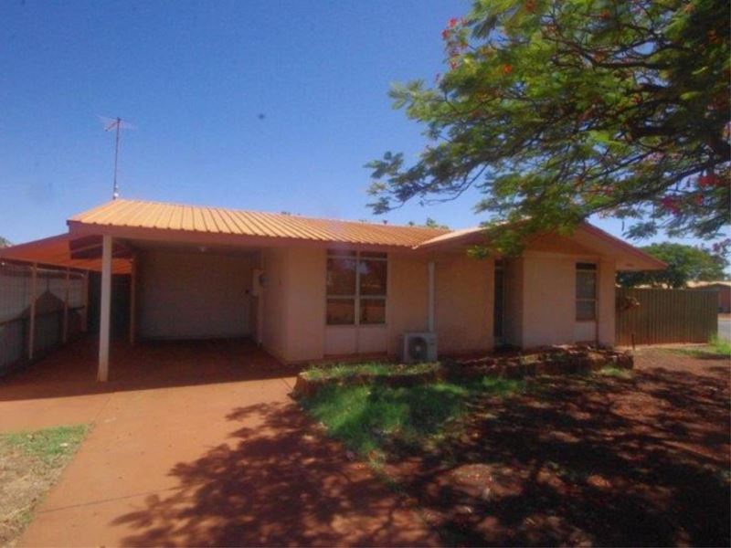 17 Yanboomah Close, Newman