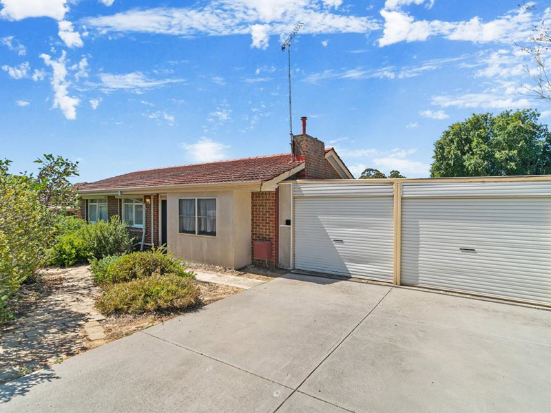 5 Arundle Avenue, Greenmount WA 6056