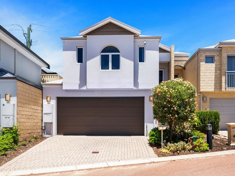 9 Vickridge Close, Beaconsfield WA 6162