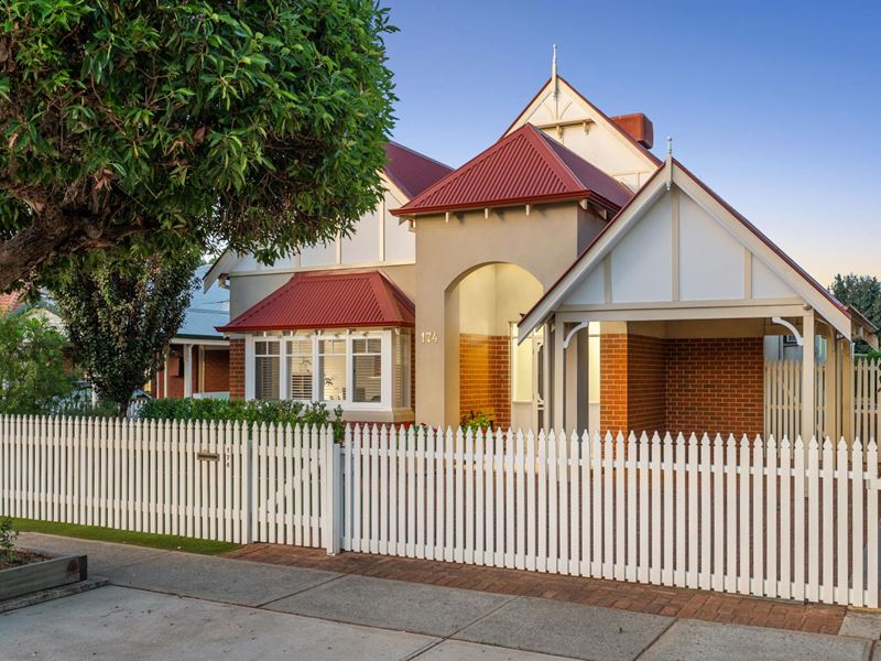 174 Seventh Avenue, Inglewood