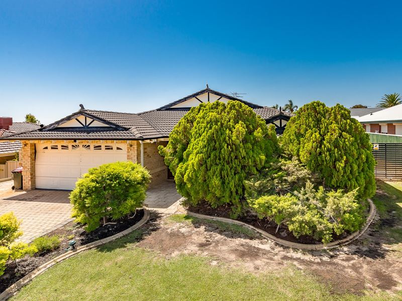 4 Bay Meadow Heights, Connolly WA 6027