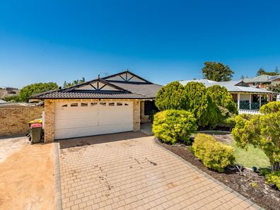 4 Bay Meadow Heights, Connolly WA 6027