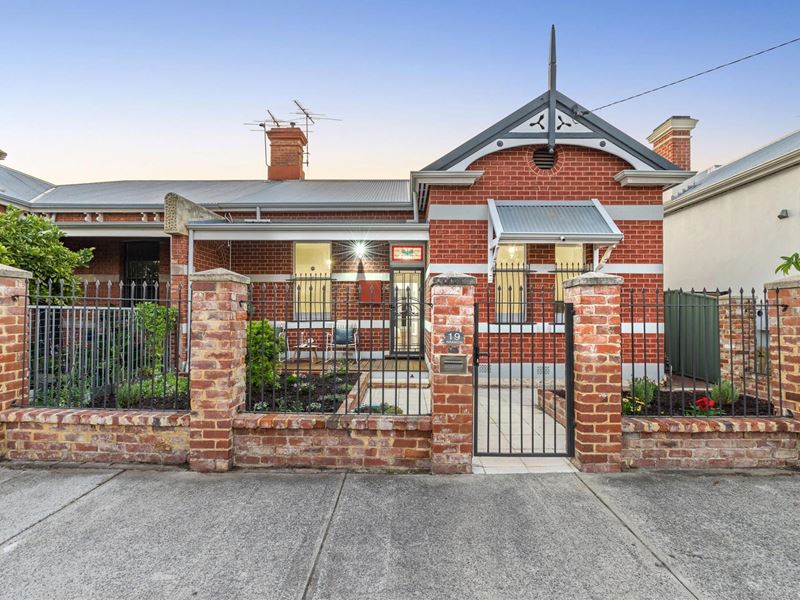 19 Moir Street, Perth