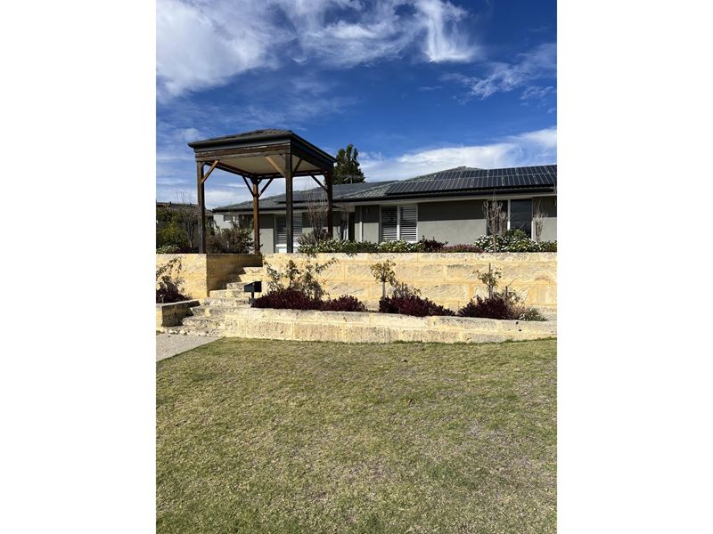 37 Gleddon Way, Hillarys