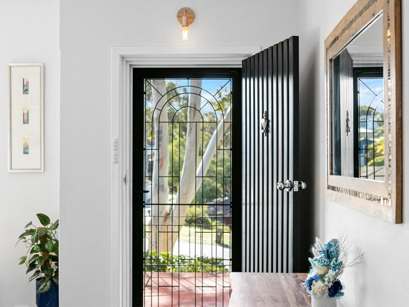 83 Empire Avenue, City Beach