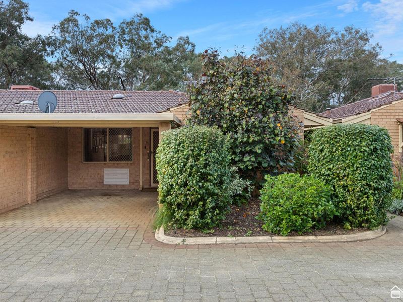 16/4 Page Road, Kelmscott