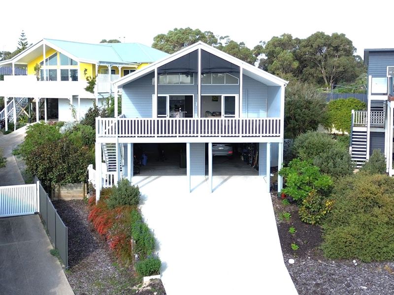 4A Haven Court, Silver Sands WA 6210