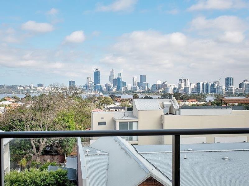 16/28 Banksia Terrace, South Perth