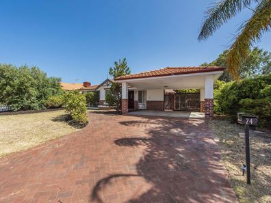 24 Grand Ocean Boulevard, Port Kennedy WA 6172