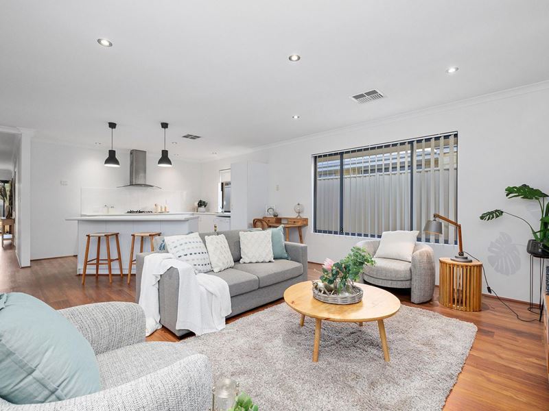 13 Flametree Boulevard, Harrisdale