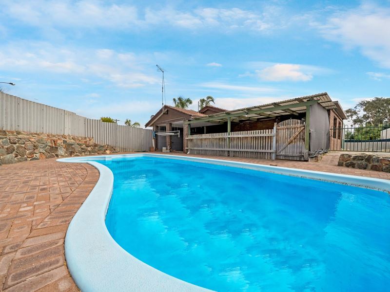 11 Yera Place, Wanneroo WA 6065