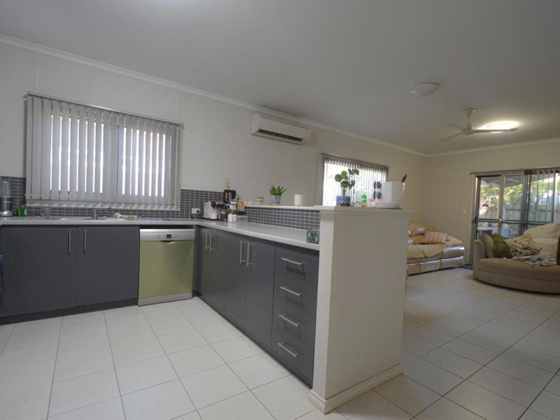 2/11 Rutherford Road, South Hedland