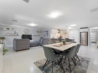 42 Rushmore Loop, Baldivis WA 6171