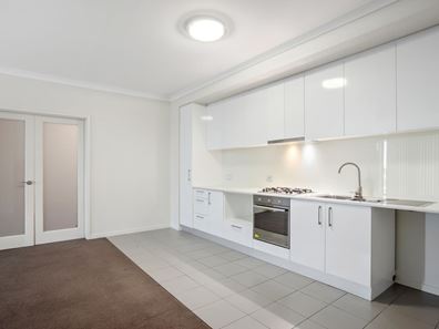 312/25 Malata Crescent, Success WA 6164