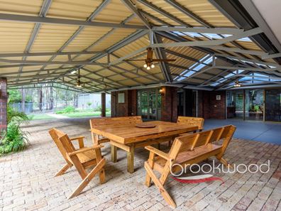 895 Kintore Road, Parkerville WA 6081