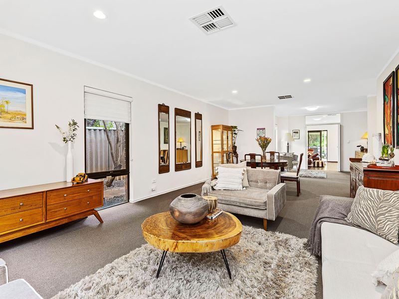 4 Godin Court, Churchlands