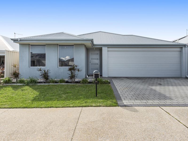 71 Adelong Avenue, Golden Bay WA 6174