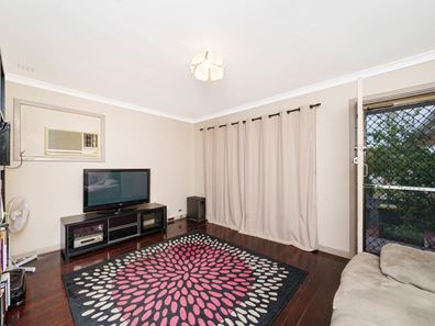 19 Barrows Way, Balga WA 6061