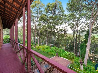 19 Croyden Road, Roleystone WA 6111