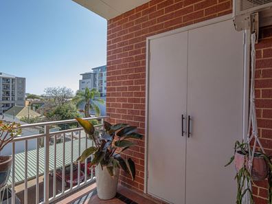 16/62 Bronte Street, East Perth WA 6004