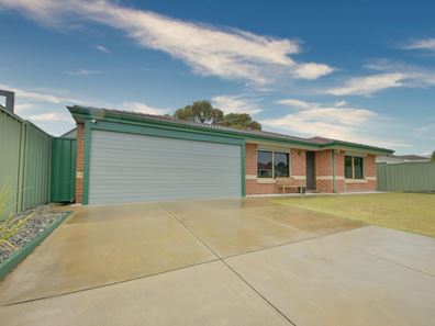 3 Pallas Mews, Warnbro WA 6169