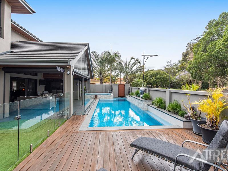 13 Illawarra Crescent, Canning Vale WA 6155