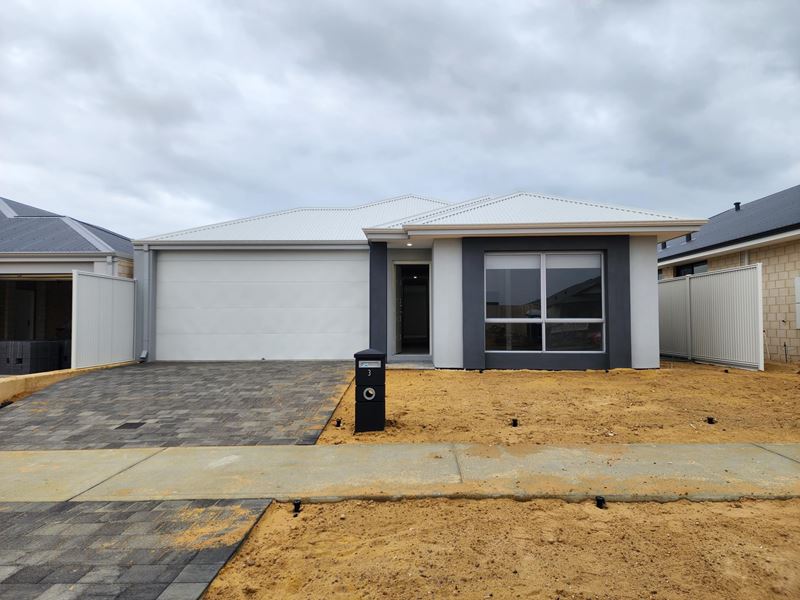 3 Hopetoun Drive, Eglinton WA 6034