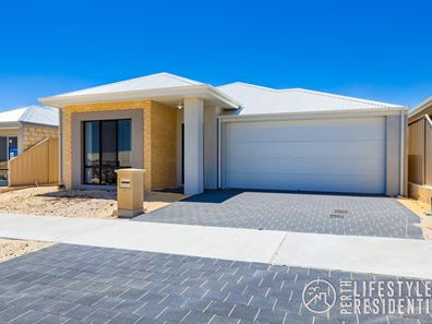 6 Mischief Street, Two Rocks WA 6037