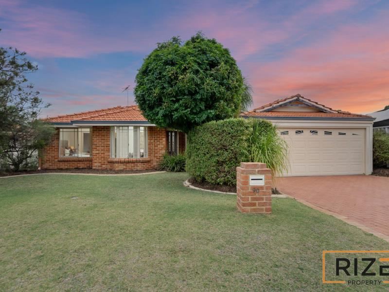 90 Balladong Loop, Carramar