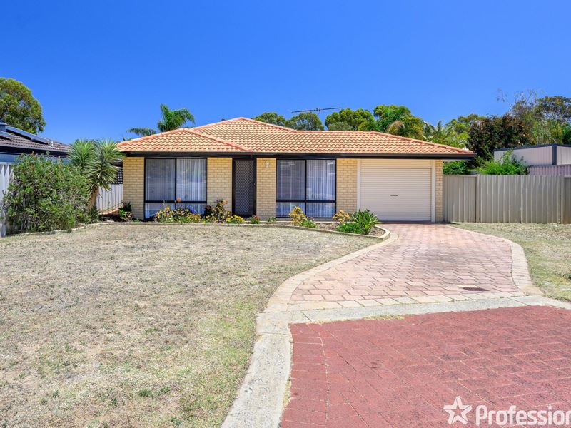 15 Bancroft Close, Greenfields WA 6210