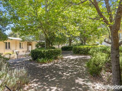 3/63 Madden Way, Parmelia WA 6167