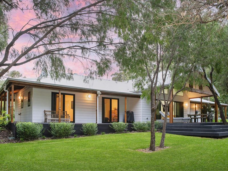 11 Eagle Bay-Meelup Road, Eagle Bay WA 6281