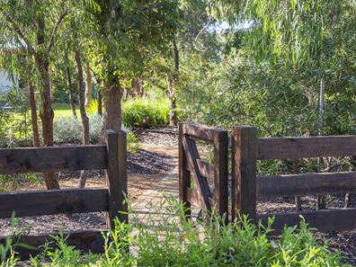 11 Eagle Bay-Meelup Road, Eagle Bay WA 6281