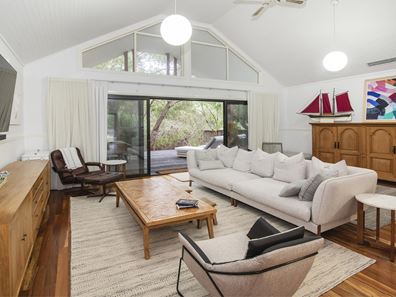 11 Eagle Bay-Meelup Road, Eagle Bay WA 6281