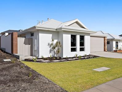 9 Hoking Cove, Ellenbrook WA 6069
