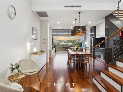 8A Southampton Lane, Mindarie WA 6030