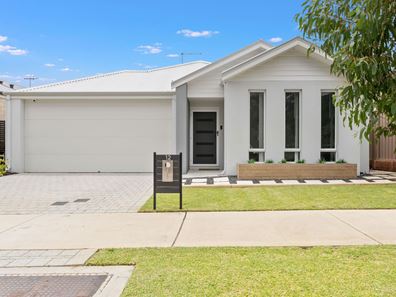 12 Spinosa Boulevard, Forrestfield WA 6058