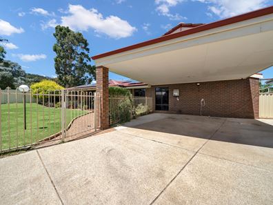 26 Kingsley Terrace, Kelmscott WA 6111