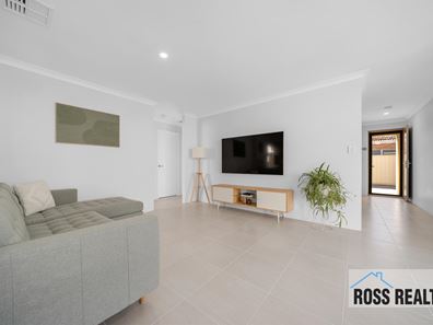 14A Endeavour Road, Morley WA 6062