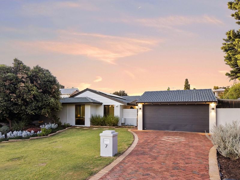 7 Currajong Road, Duncraig