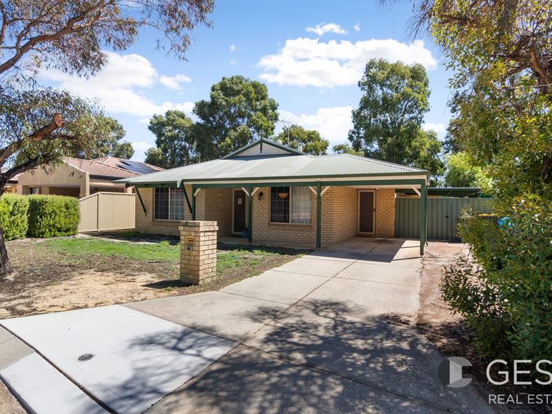 41 Kangaroo Entrance, Stratton