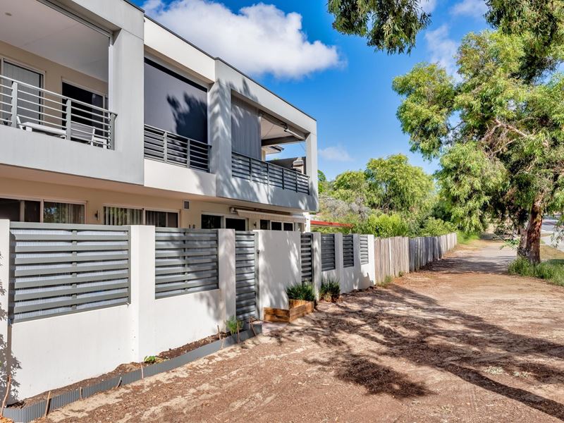 8/1 Juliet Road, Coolbellup WA 6163