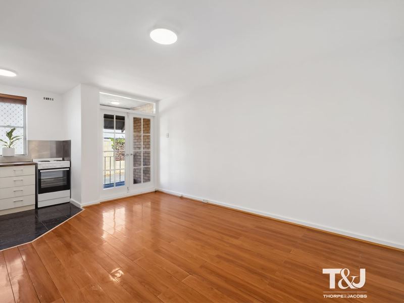 4/227 Scarborough Beach Road, Doubleview WA 6018