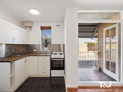 4/227 Scarborough Beach Road, Doubleview WA 6018
