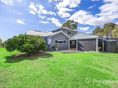 4B Eastwell Road, Australind WA 6233