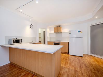 4/1 Nottinghill Street, Joondalup WA 6027