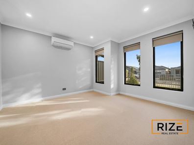8 Pistil Link, Banksia Grove WA 6031