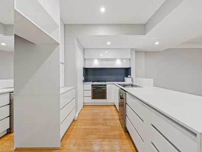 13/43 Shenton Street, Northbridge WA 6003