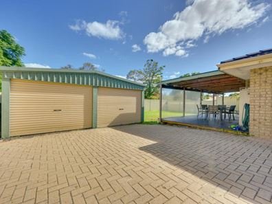8 Lisbon Way, Seville Grove WA 6112